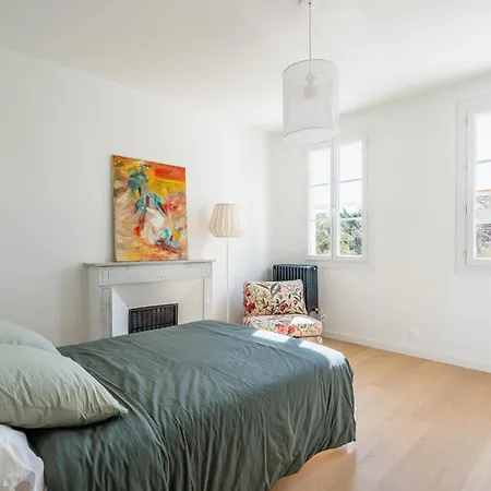 Le Petit Clos St Devote Par Dodo A *