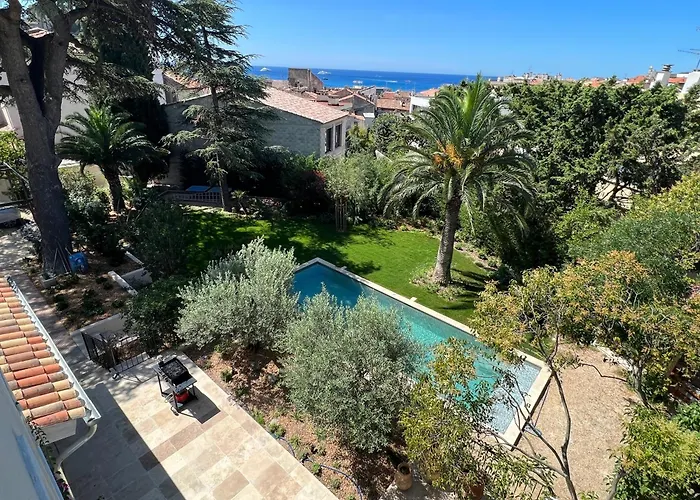 Le Petit Clos St Devote Par Dodo A Apartament